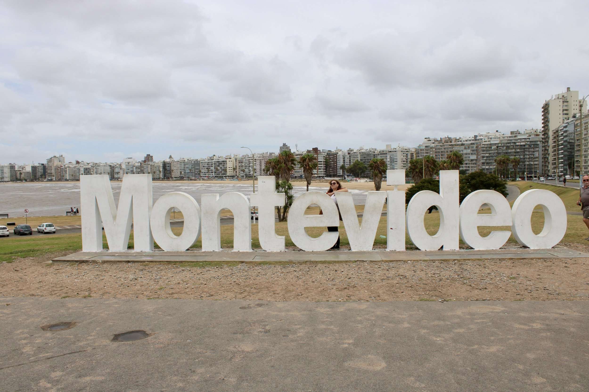 Montevideo Sign Things To Do In Montevideo Reddit